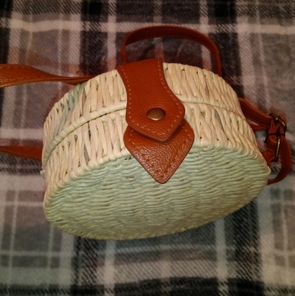 🆕 Round Woven Straw Crossbody Purse Shoulder Bag Vacation Summer Bag - Picture 15 of 15